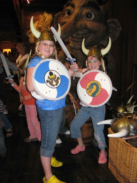 189014_1002364533404_5037_n